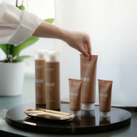 Sandemè Detergente Viso Delicato al Caffè Verde – Luminosità e Protezione Naturale
